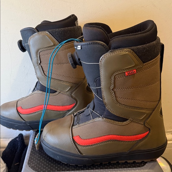 EUC Vans Aura OG Snowboard Boots Size 10 - Picture 6 of 12